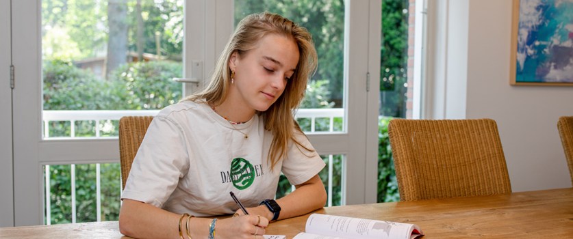 Hoe maak je lezen leuk op de middelbare school